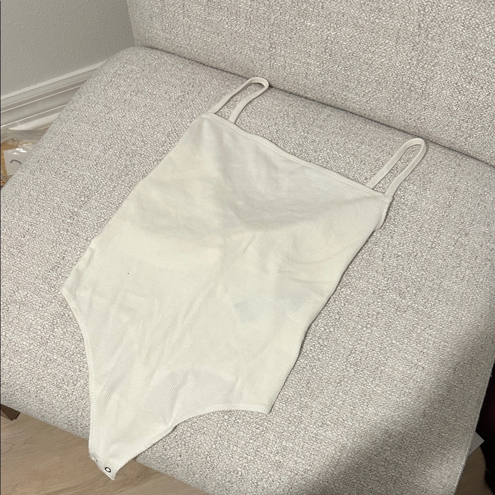 Abercrombie & Fitch White Ribbed Twist Back Bodysuit